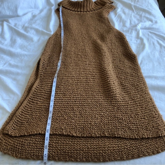 Women's Cozy Knit Sleeveless Sweater - Tan - Picture 10 of 13